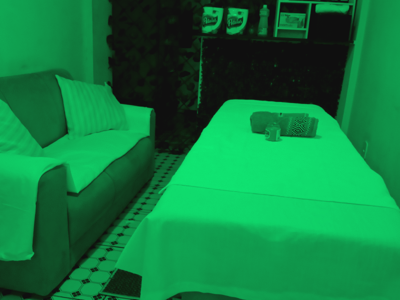 Massagem em Manaus - massoterapeuta Lanna Ribeiro